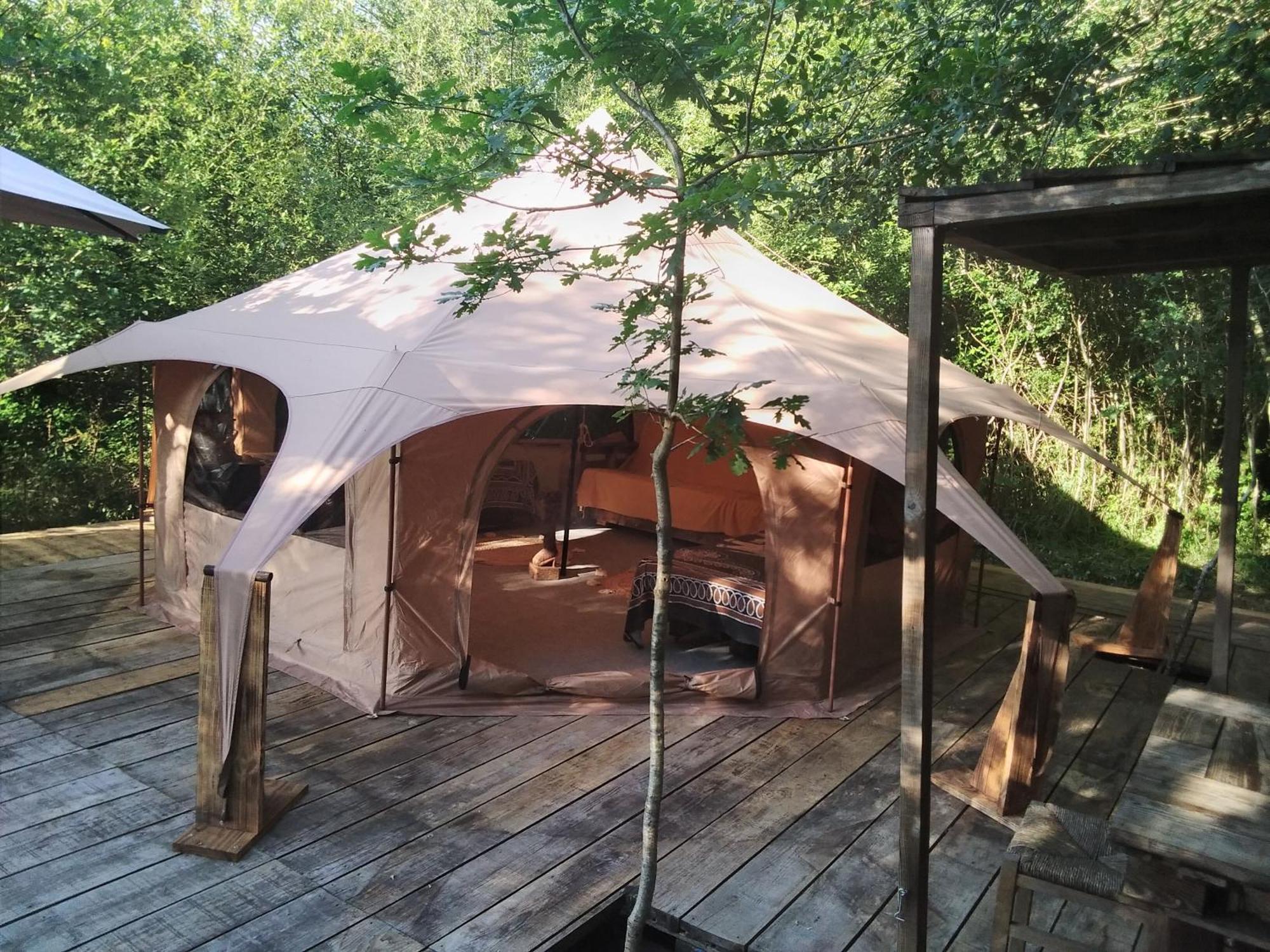 Tente Safari Lodge Dans Foret Luxuriante Vielle-Tursan Zewnętrze zdjęcie